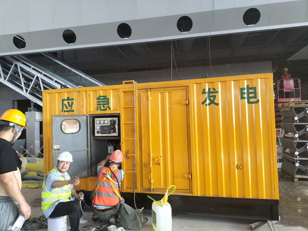 阳谷怎样判断空气滤清器是否需要更换？